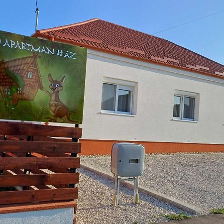 Mini Zoo Apartman Nagykanizsa Extérieur photo