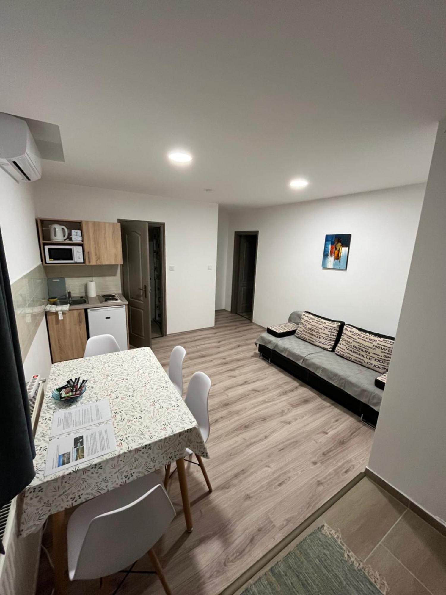 Mini Zoo Apartman Nagykanizsa Extérieur photo